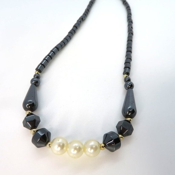 Vintage Handcrafted Black Onyx Necklace Faux Pearls 8" Drop - Picture 2 of 6